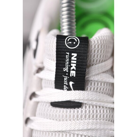 New! Size: 6.5 Men | Nike Air Zoom Pegasus 40 Trainer | White | DV3853-006 main image 11